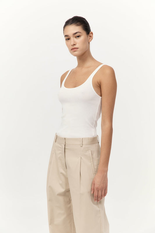 ST. AGNI                                     Organic Cotton Slim Scoop Tank