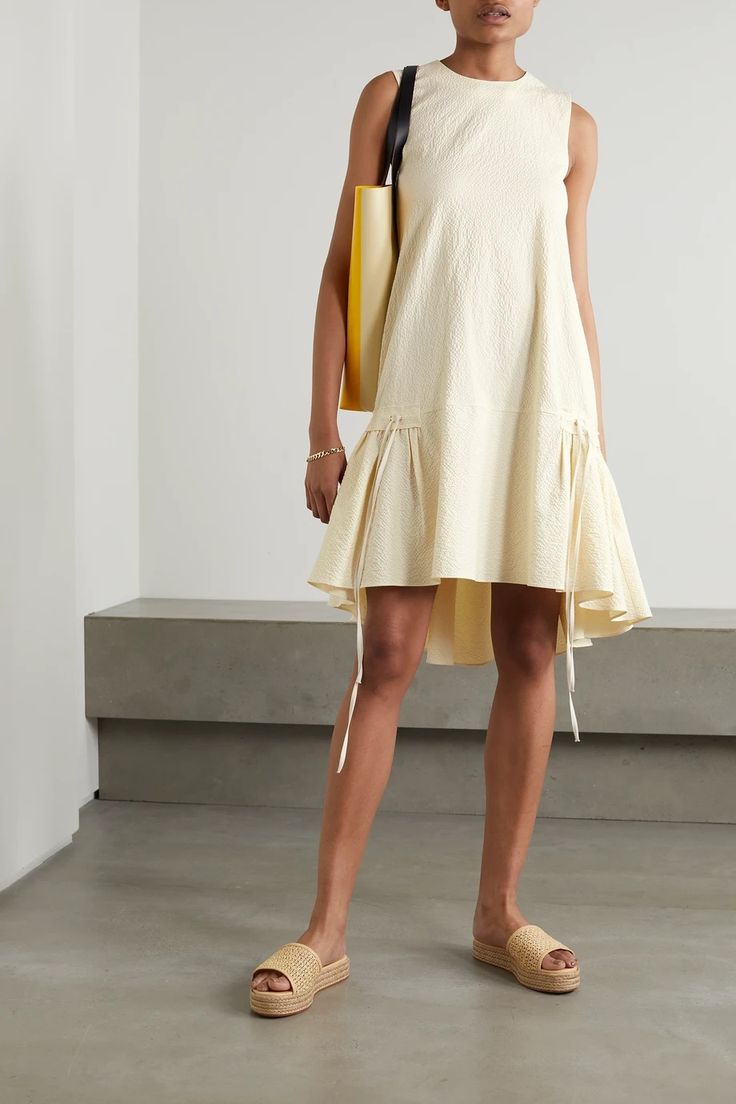 Victoria, Victoria Beckham       Flounce-Hem Shift Dress
