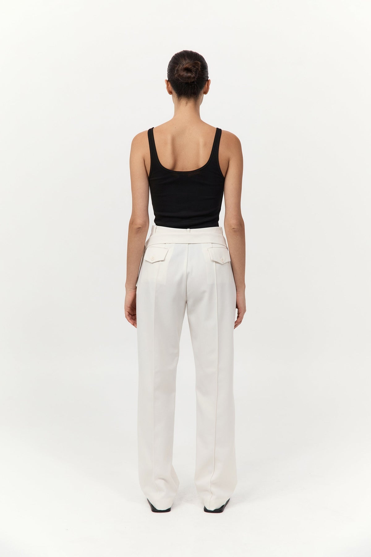 ST. AGNI                                      Organic Cotton Slim Scoop Tank