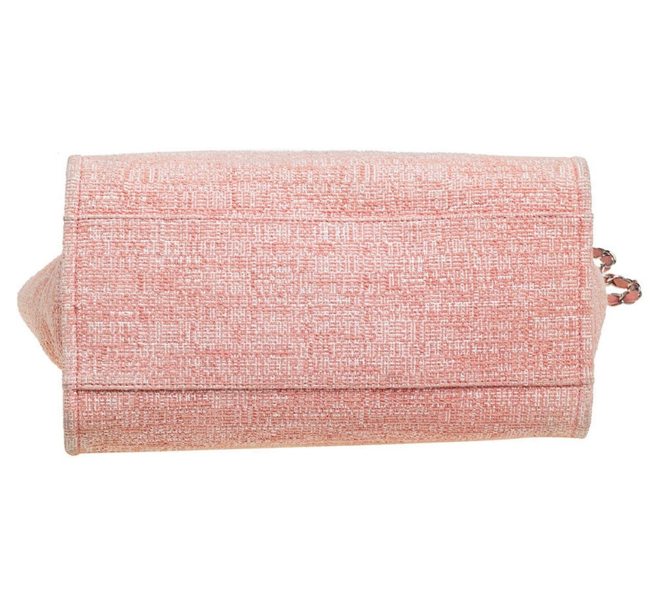 Chanel
Pink Canvas and Leather Large Deauville Shopper Tote