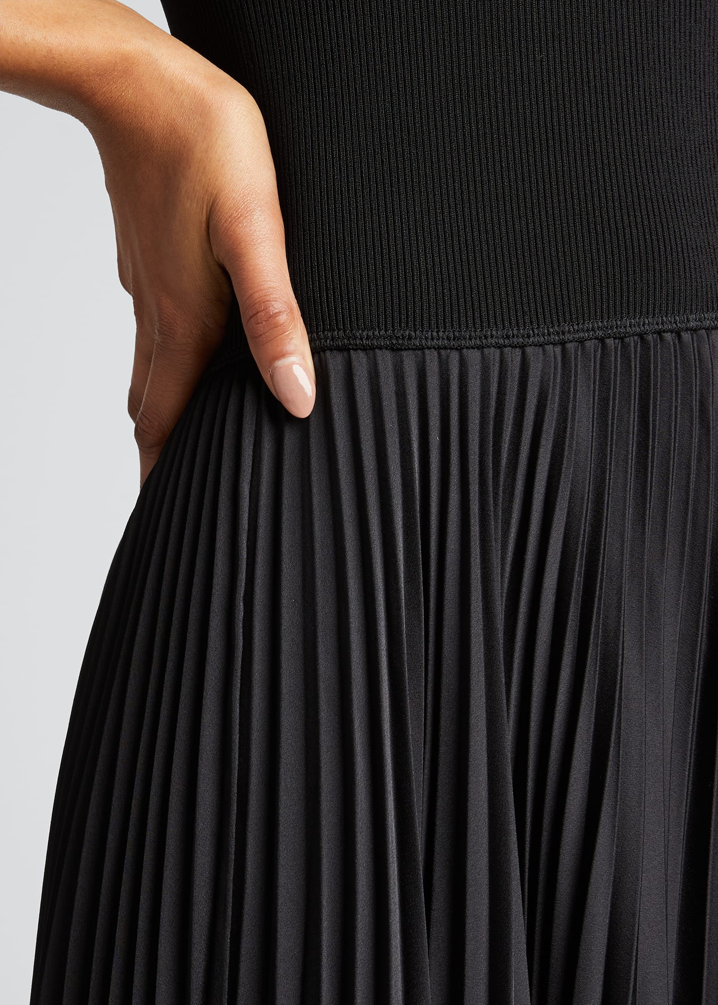 THEORY
Square-Neck Ribbed Midi Dress