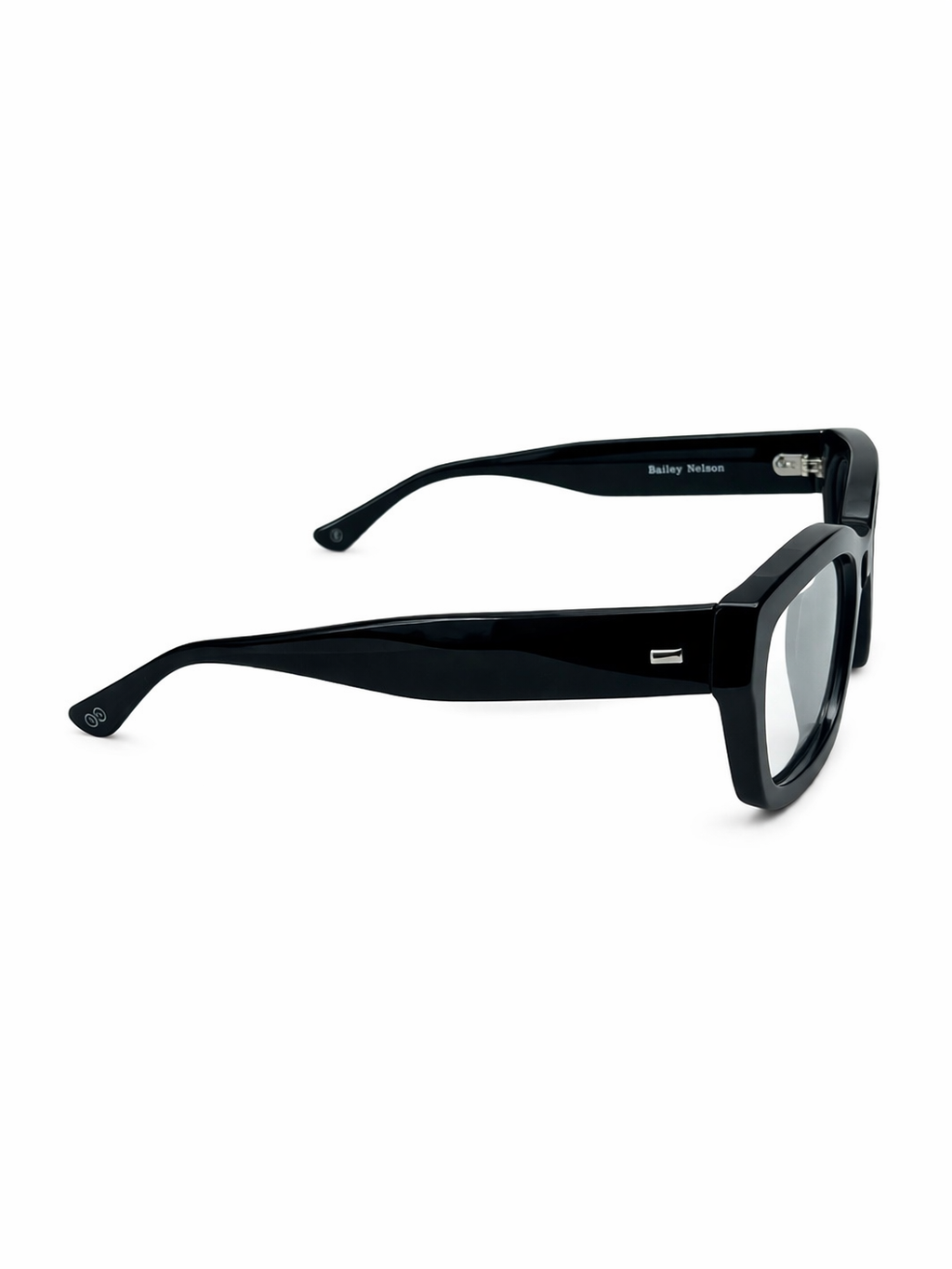 Bailey Nelson - Julio
Vintage Black Frame